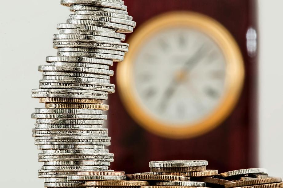 Understanding Market Trends: How to Time Your Investments for Maximum Profit